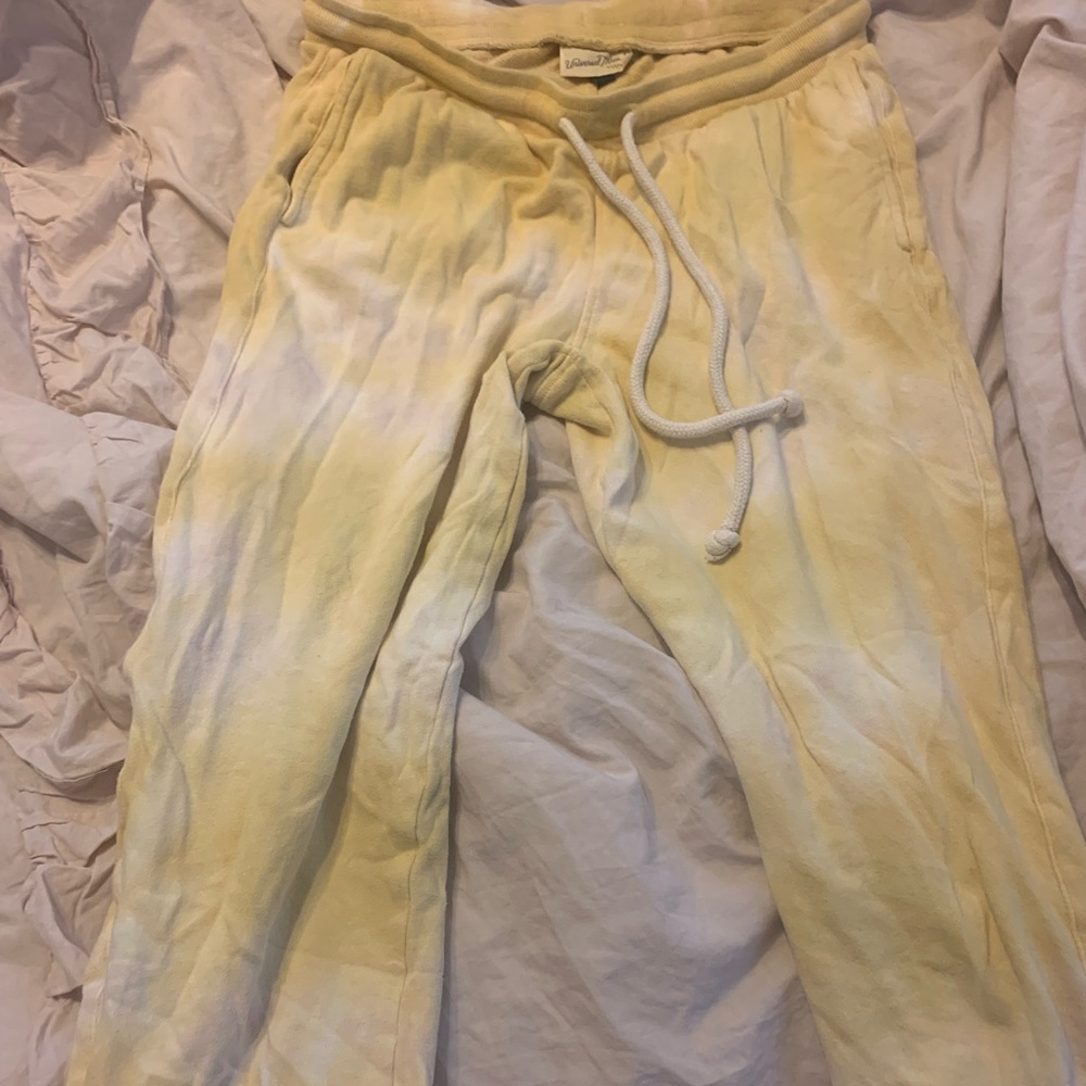Universal Threads White and yellow tie dye sweatpants-NWOT